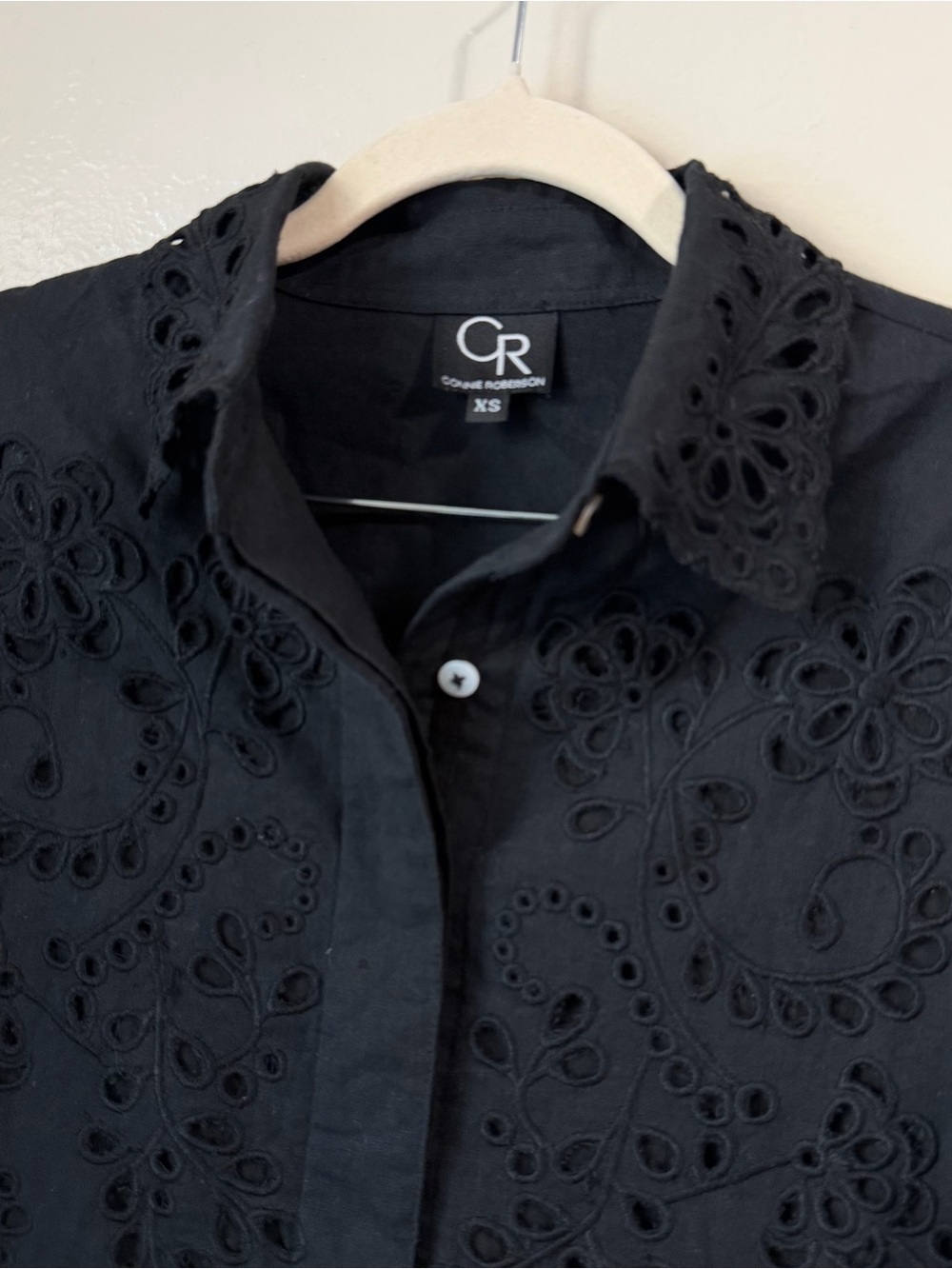 Connie Roberson Black Eyelet Button Down Tunic Shirtdress XS w/ pockets like new - Picture 4 of 10